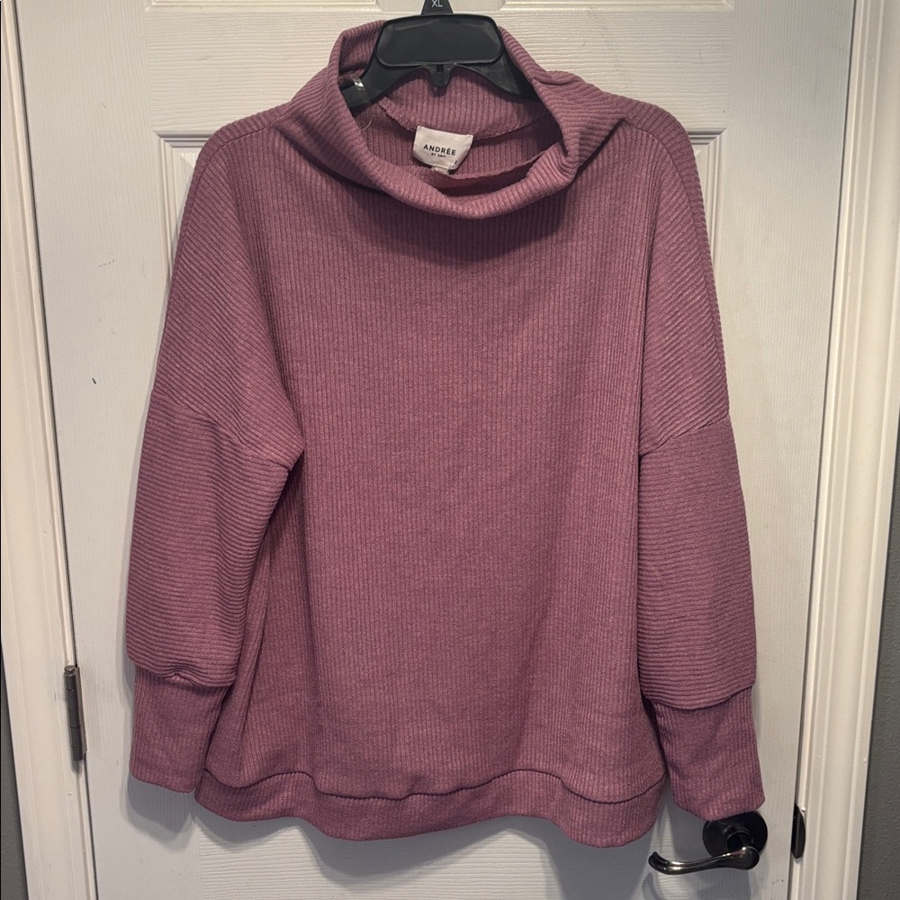 ANDREE BY UNIT Purple Tunic Top